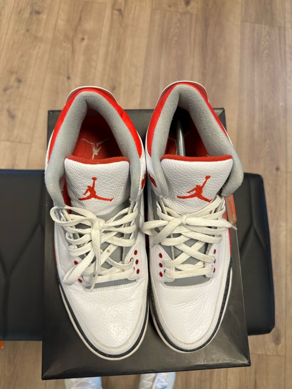 Jordan 3 Retro Fire Red - Picture 6 of 10